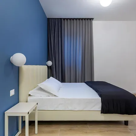 Affittacamere Re Di Roma Luciano Guest House 2 3*